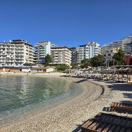 Saint Tropez Apartment Sarandë Exteriör bild